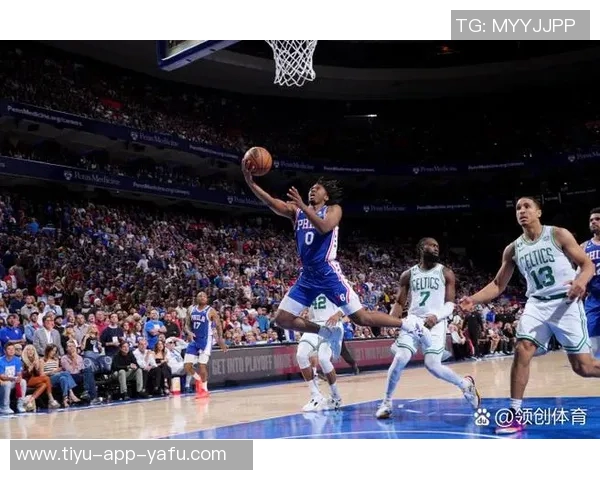 马克西全场发力24投9中砍下27分4篮板8助攻2盖帽并命中5记三分球