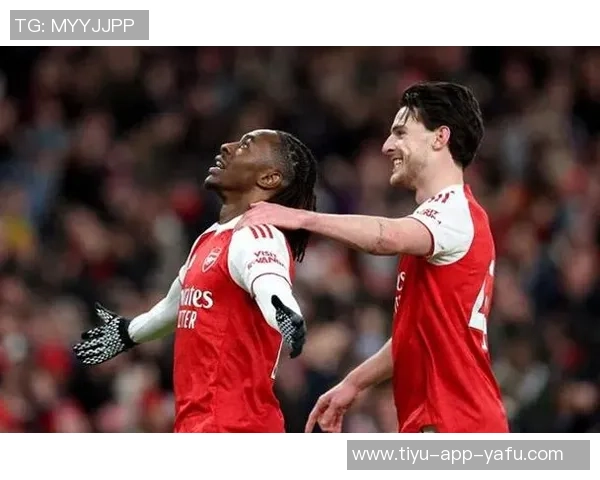 埃泽北伦敦德比首秀上演帽子戏法社媒晒庆祝照引发热议 埃泽北伦敦德比首秀上演帽子戏法社媒晒庆祝照引发热议