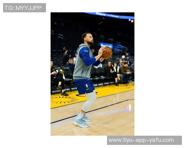 库里今日穿搭科比6战靴展现凯特琳克拉克专属配色魅力 库里今日穿搭科比6战靴展现凯特琳克拉克专属配色魅力